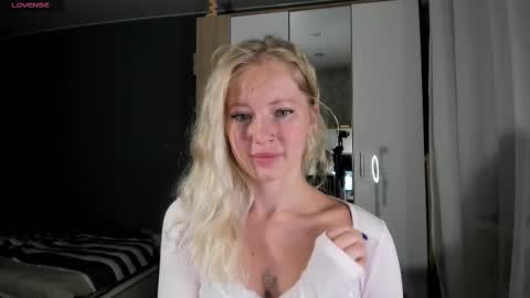 fansly - yourbestbaby online show from 5, 3, 2025