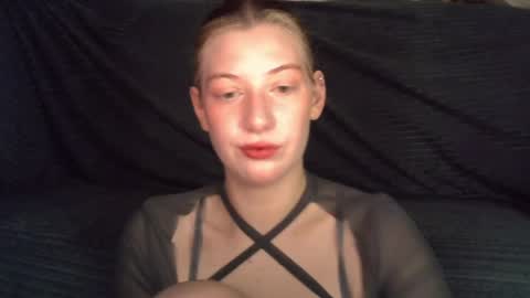 Snapshot of earn_my_lily chatting on 14, 5, 2026 Lily online show from 14, 5, 2026