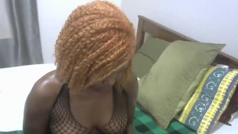 Snapshot of east_queen chatting on 8, 12, 2024 east_queen online show from 8, 12, 2024