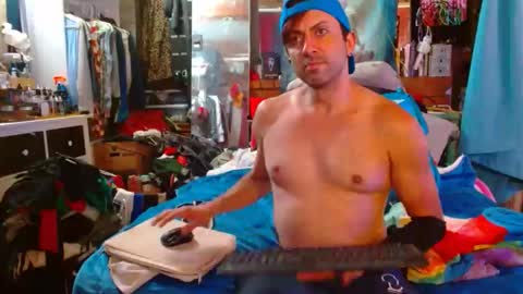 Snapshot of eastbayboy57 chatting on 19, 1, 2026 eastbayboy57 online show from 19, 1, 2026