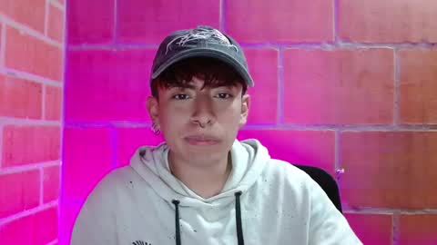 Snapshot of eather_luxury chatting on 15, 11, 2025 eather_luxury online show from 15, 11, 2025