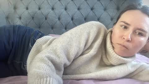 Nadia Ferreira  online show from 14, 1, 2026