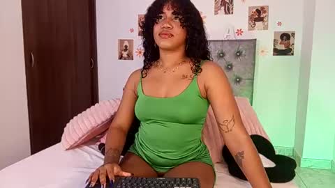 Snapshot of ebony_af chatting on 16, 6, 2026 ebony_af online show from 16, 6, 2026