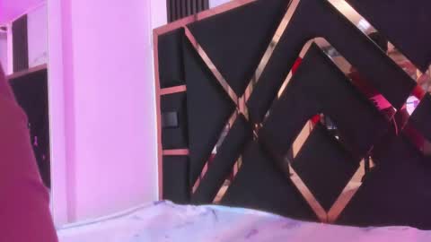 Luci  online show from 12, 9, 2025