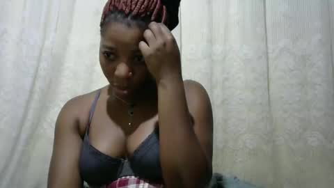 Snapshot of ebony_candy1998 chatting on 13, 3, 2026 ebony_candy1998 online show from 13, 3, 2026