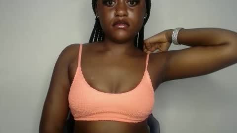 Snapshot of ebony_fatass chatting on 14, 9, 2025 Ella online show from 14, 9, 2025