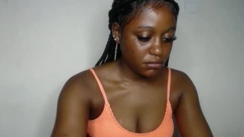 Snapshot of ebony_fatass chatting on 16, 9, 2025 Ella online show from 16, 9, 2025