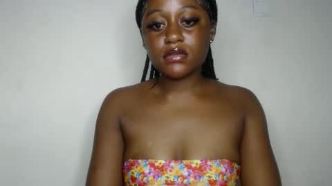 Snapshot of ebony_fatass chatting on 16, 9, 2025 Ella online show from 16, 9, 2025