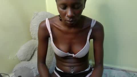 ebony_lisaaa online show from 23, 2, 2026