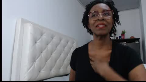 Snapshot of ebony_m1lf chatting on 19, 6, 2026 judy online show from 19, 6, 2026
