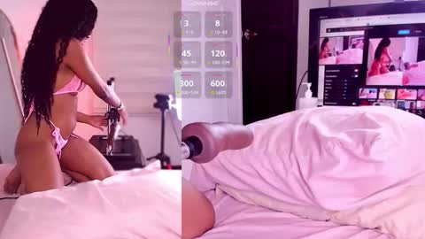 Snapshot of ebony_skyee chatting on 6, 10, 2025 SKYE online show from 6, 10, 2025