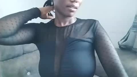 Ebony Melanie online show from 6, 3, 2025