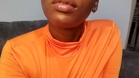 Ebony Melanie online show from 10, 3, 2025