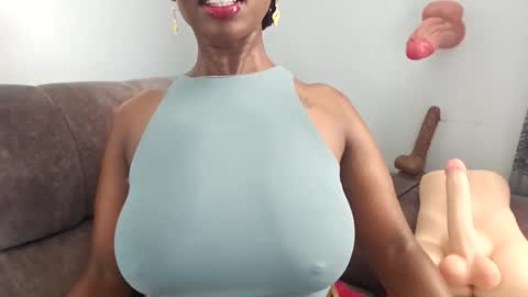 Ebony Melanie online show from 15, 1, 2026