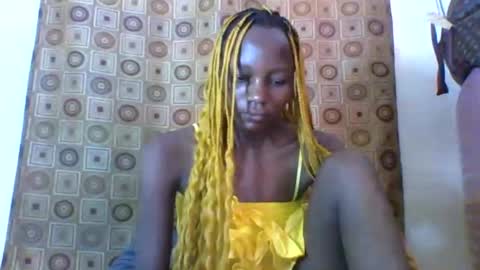 Snapshot of ebonycutegal4 chatting on 2, 2, 2025 MELLEN online show from 2, 2, 2025