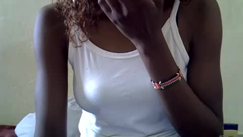Snapshot of ebonycutegal4 chatting on 19, 5, 2026 MELLEN online show from 19, 5, 2026