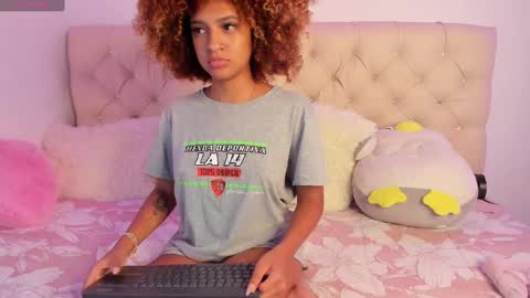 Snapshot of ebonygoddes03 chatting on 6, 2, 2025 Queen Ebony online show from 6, 2, 2025