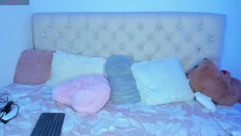 Snapshot of ebonygoddes03 chatting on 5, 3, 2025 Queen Ebony online show from 5, 3, 2025
