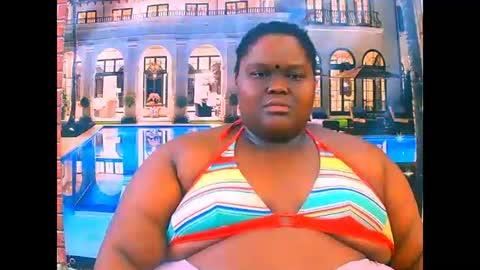 Snapshot of ebonyhotbuns4u2luv chatting on 31, 5, 2026 ebonyhotbuns4u2luv online show from 31, 5, 2026