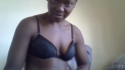 Snapshot of ebonyliliana chatting on 16, 1, 2025 ebonyliliana online show from 16, 1, 2025