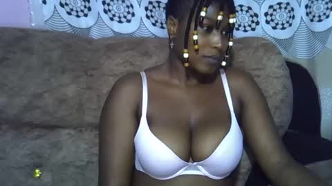 Snapshot of ebonysk chatting on 21, 4, 2026 pretty online show from 21, 4, 2026