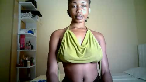 Snapshot of ebonytanqueen chatting on 23, 4, 2026 ebonytanqueen online show from 23, 4, 2026