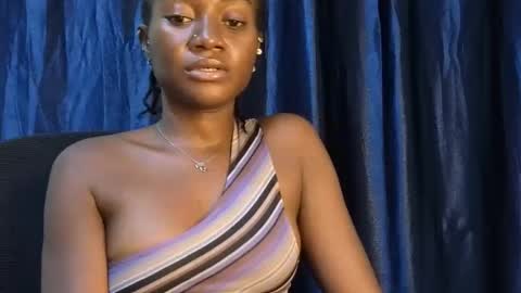 Snapshot of ebonyx_kokox chatting on 12, 9, 2025 ebonyx_kokox online show from 12, 9, 2025