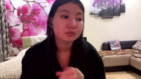 Snapshot of edinabluett chatting on 30, 5, 2026 Eri online show from 30, 5, 2026