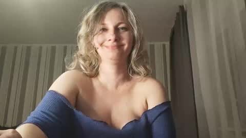 Snapshot of edithmanning chatting on 17, 2, 2026 edithmanning online show from 17, 2, 2026