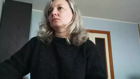 Snapshot of edithmanning chatting on 27, 4, 2026 edithmanning online show from 27, 4, 2026