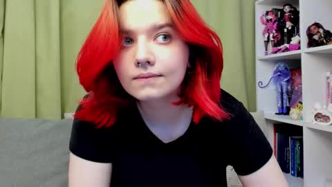 Snapshot of edna_dana chatting on 3, 10, 2025 Edna online show from 3, 10, 2025