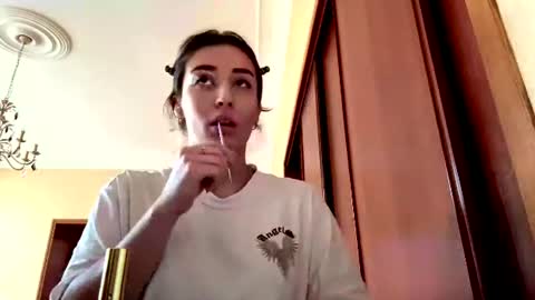 edrawashko online show from 22, 7, 2026