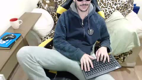 eduardobrain7 online show from 11, 10, 2025