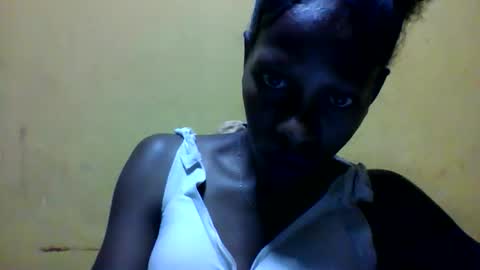 edwige770943 online show from 20, 4, 2026