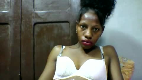 edwige770943 online show from 12, 5, 2026
