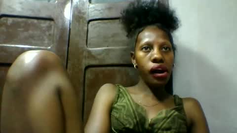 edwige770943 online show from 13, 5, 2026