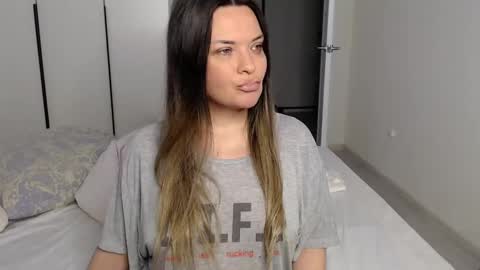 eelena4kiss online show from 2, 3, 2025