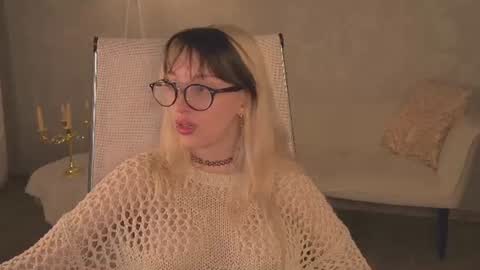 Snapshot of eevamarie chatting on 5, 7, 2026 EVA NON NUDE online show from 5, 7, 2026