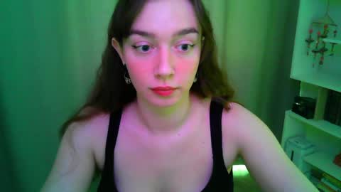 Snapshot of effie_balconii chatting on 11, 5, 2026 effie_balconii online show from 11, 5, 2026