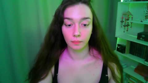Snapshot of effie_balconii chatting on 14, 5, 2026 effie_balconii online show from 14, 5, 2026
