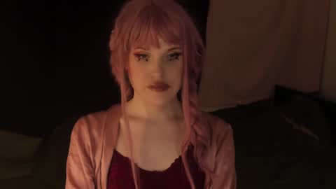 Effie Mur online show from 22, 1, 2025