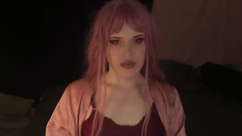 Effie Mur online show from 29, 1, 2025