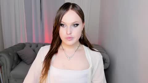 Snapshot of effiemur chatting on 17, 7, 2026 Effie Mur online show from 17, 7, 2026