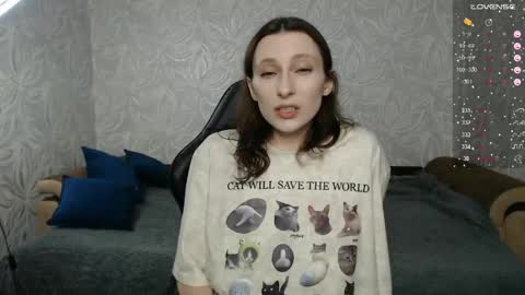 Snapshot of effy_gray chatting on 1, 5, 2026 Anna online show from 1, 5, 2026