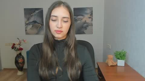 Snapshot of effy_royse chatting on 29, 4, 2026 Effy Royse online show from 29, 4, 2026