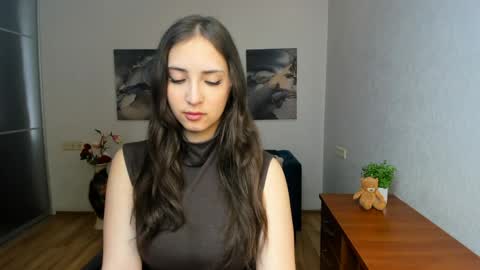 Snapshot of effy_royse chatting on 8, 5, 2026 Effy Royse online show from 8, 5, 2026