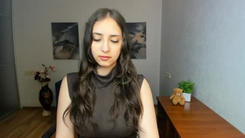 Snapshot of effy_royse chatting on 8, 5, 2026 Effy Royse online show from 8, 5, 2026