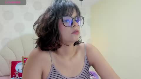  E F F Y  online show from 13, 12, 2024