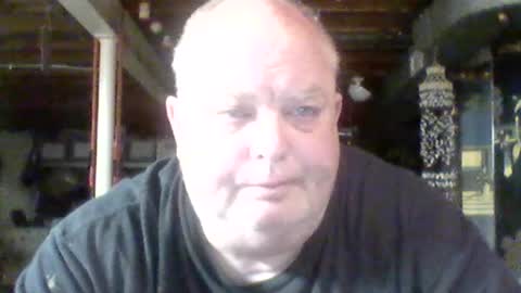 Snapshot of efriff chatting on 18, 6, 2026 efriff online show from 18, 6, 2026
