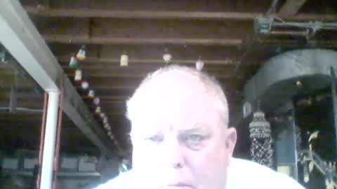 Snapshot of efriff chatting on 7, 7, 2026 efriff online show from 7, 7, 2026